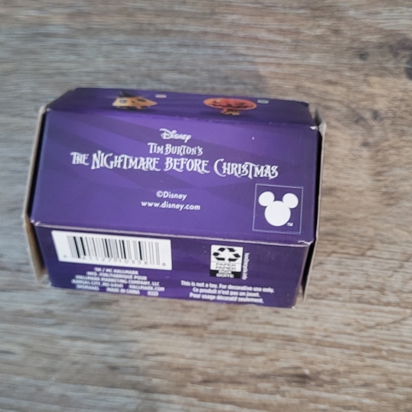 Hallmark Nightmare Before Christmas 2025 Mystery Ornament, New With Tags. - Picture 7 of 7